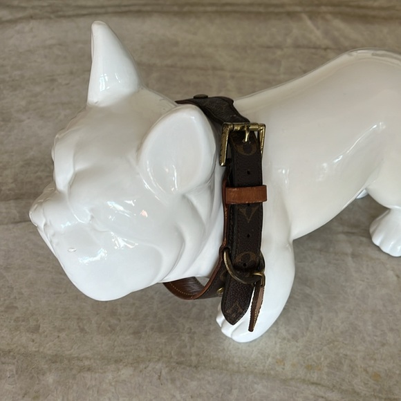 LOUIS VUITTON ✨ Authentic Vintage LV leather dog collar with tag. - Picture 5 of 11